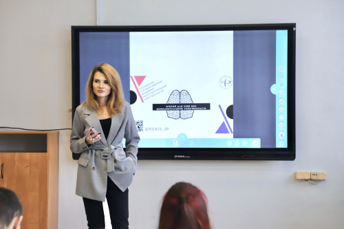 Специалисты РГАИС побывали в гостях у ГБОУ Школа 1679