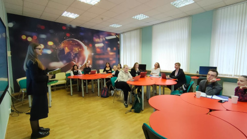 23 сентября в новом зале библиотеки РГАИС состоялся круглый стол по актуальным правовым вопросам в сфере ИС